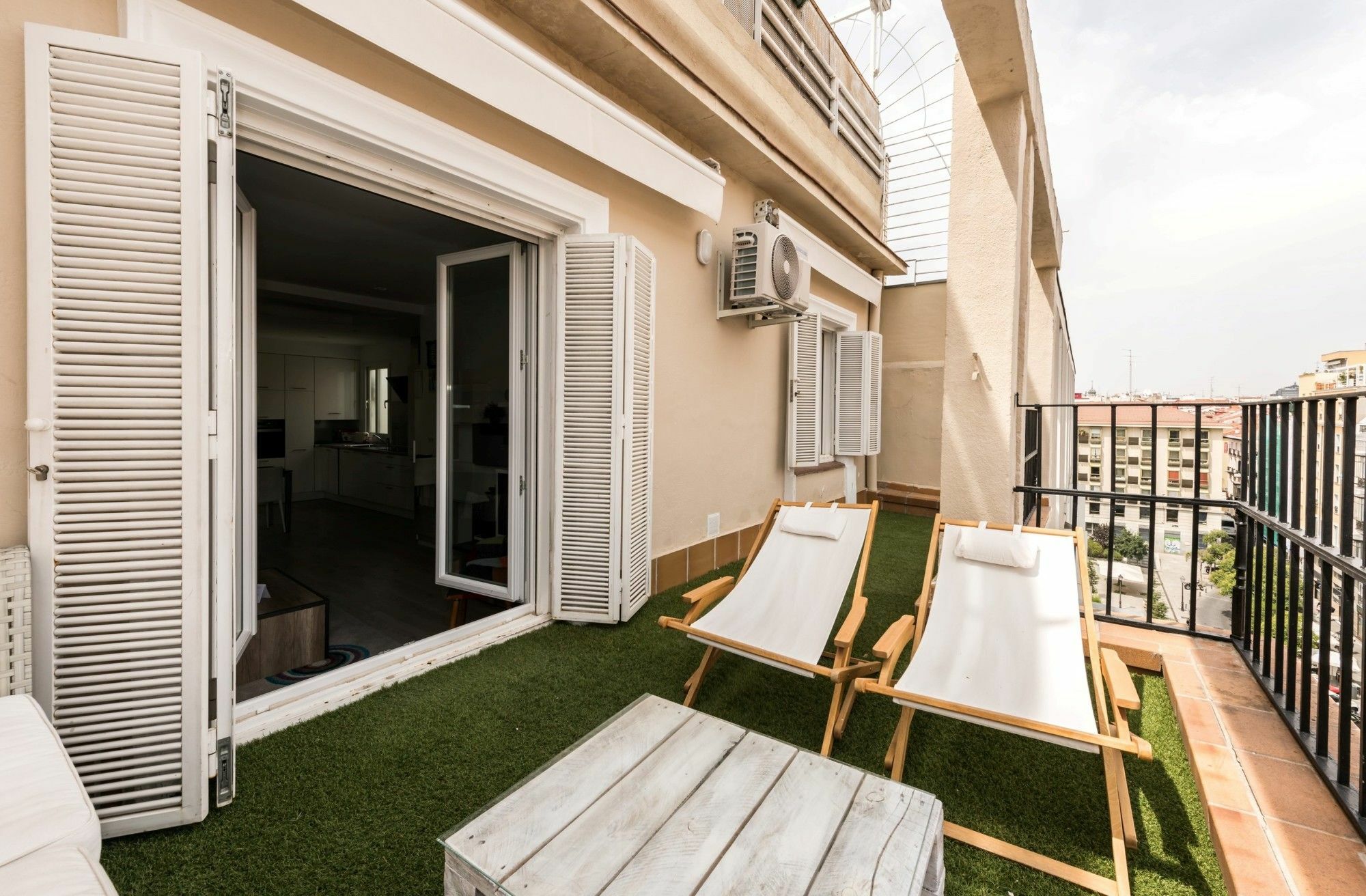 Gran Via Terrace City Center Madrid Exterior foto